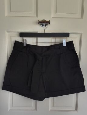 Lafayette 148 New York Greenpoint Urbane Satin Cloth City Shorts, Black, Size 12